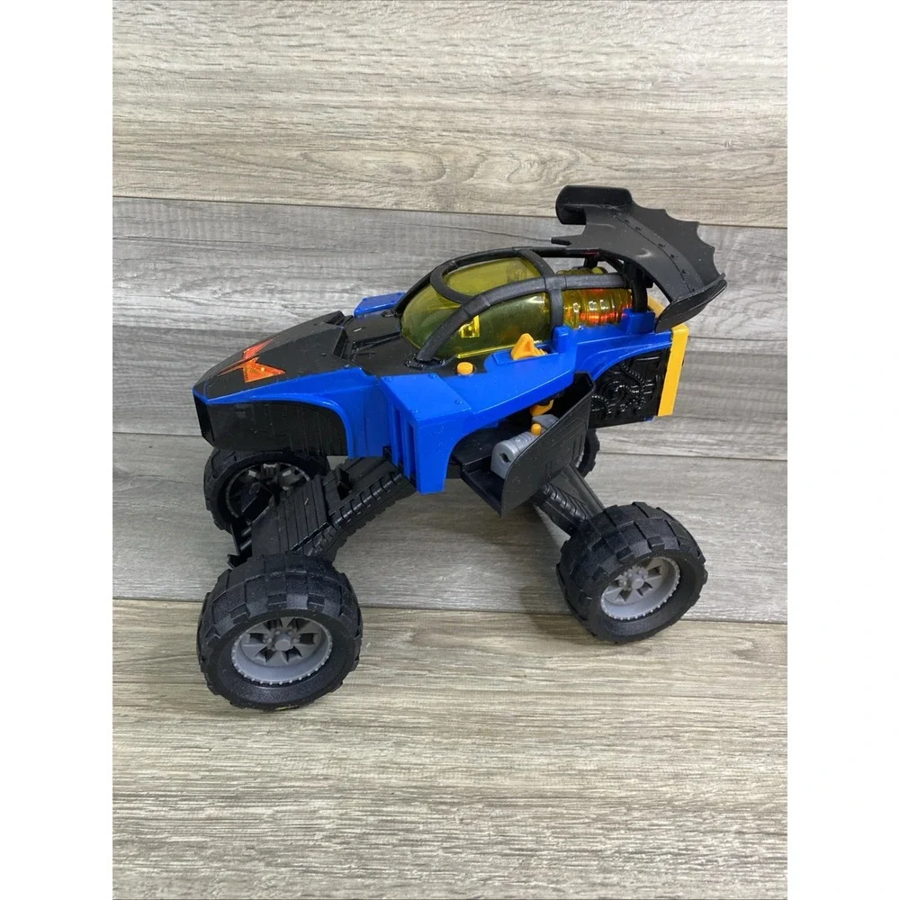 Fisher‎ Price Imaginext DC Hero World Transforming Batmobile Batman Light Sound